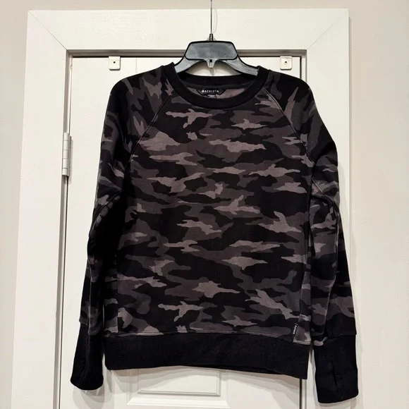 Athleta Black and Gray Camouflage Sweatshirt - Picture 4 of 10